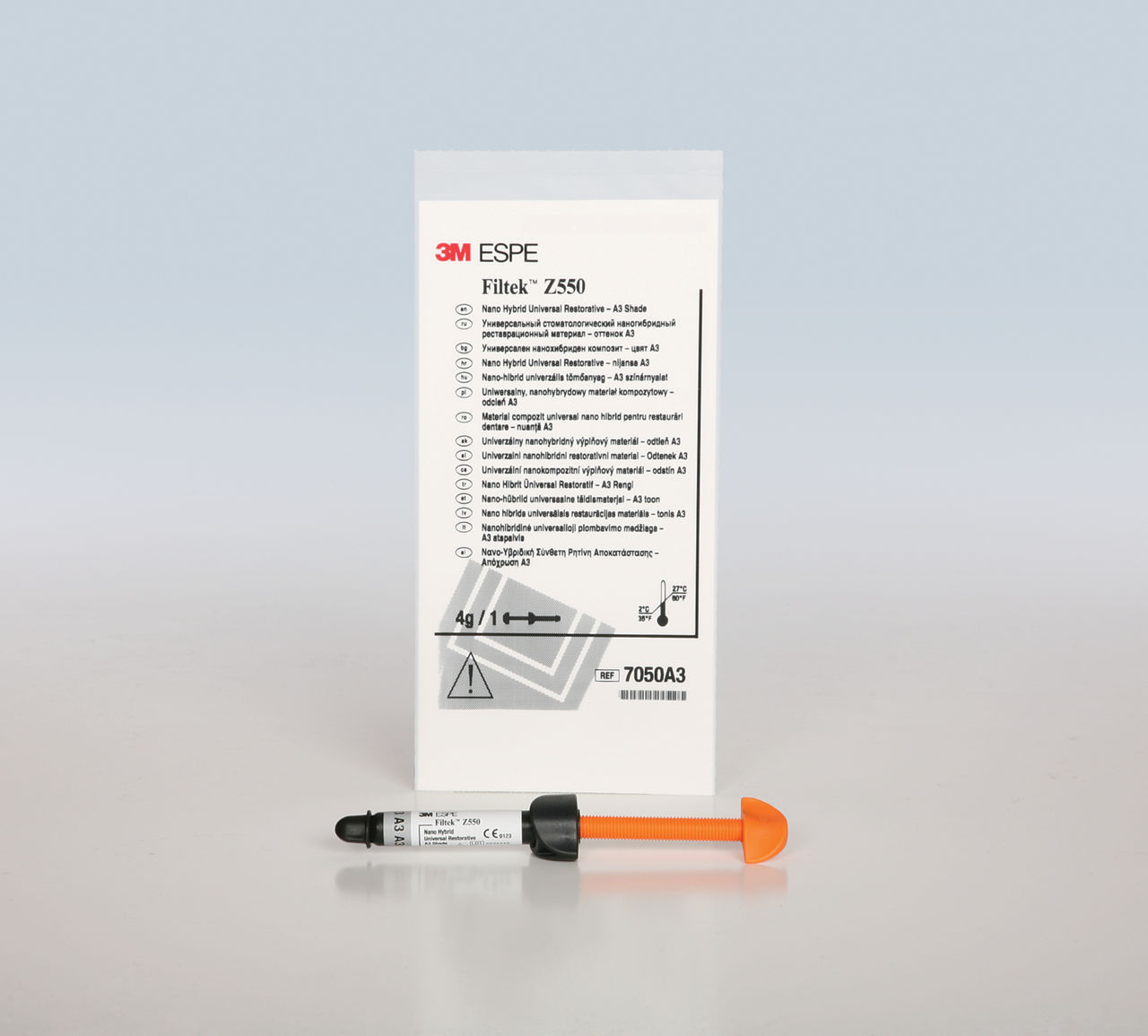 3M™ Filtek™ Z550, strzykawka A3 (4 g), 7050A3