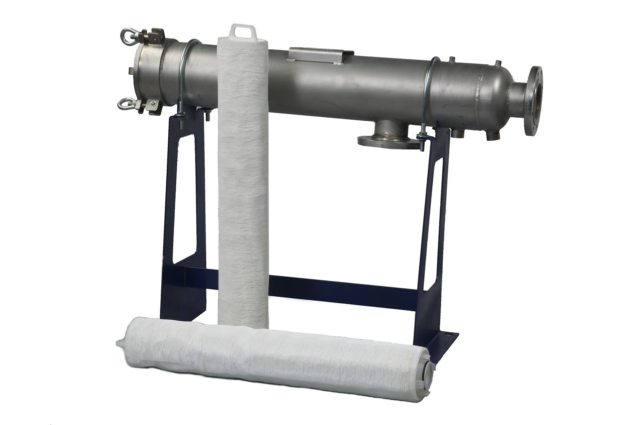 Photo of 3M™ High Flow Filter and 3M™ High Flow Housing