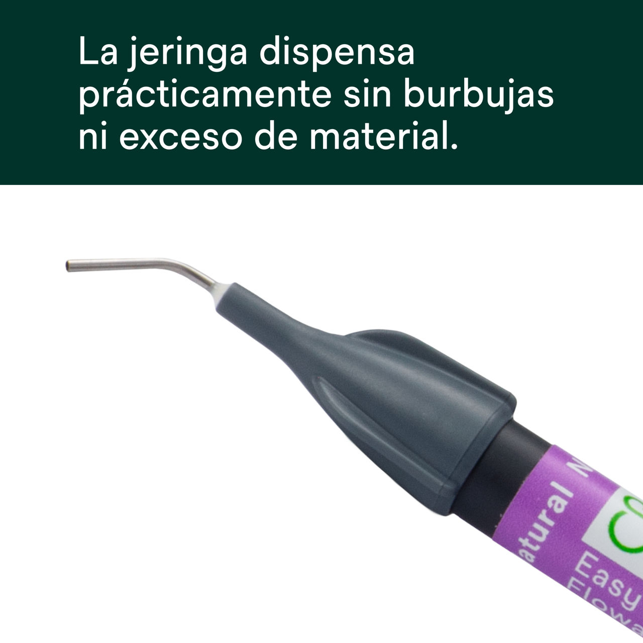 (3) Filtek™ Easy Match Flowable - La jeringa dispensa prácticamente