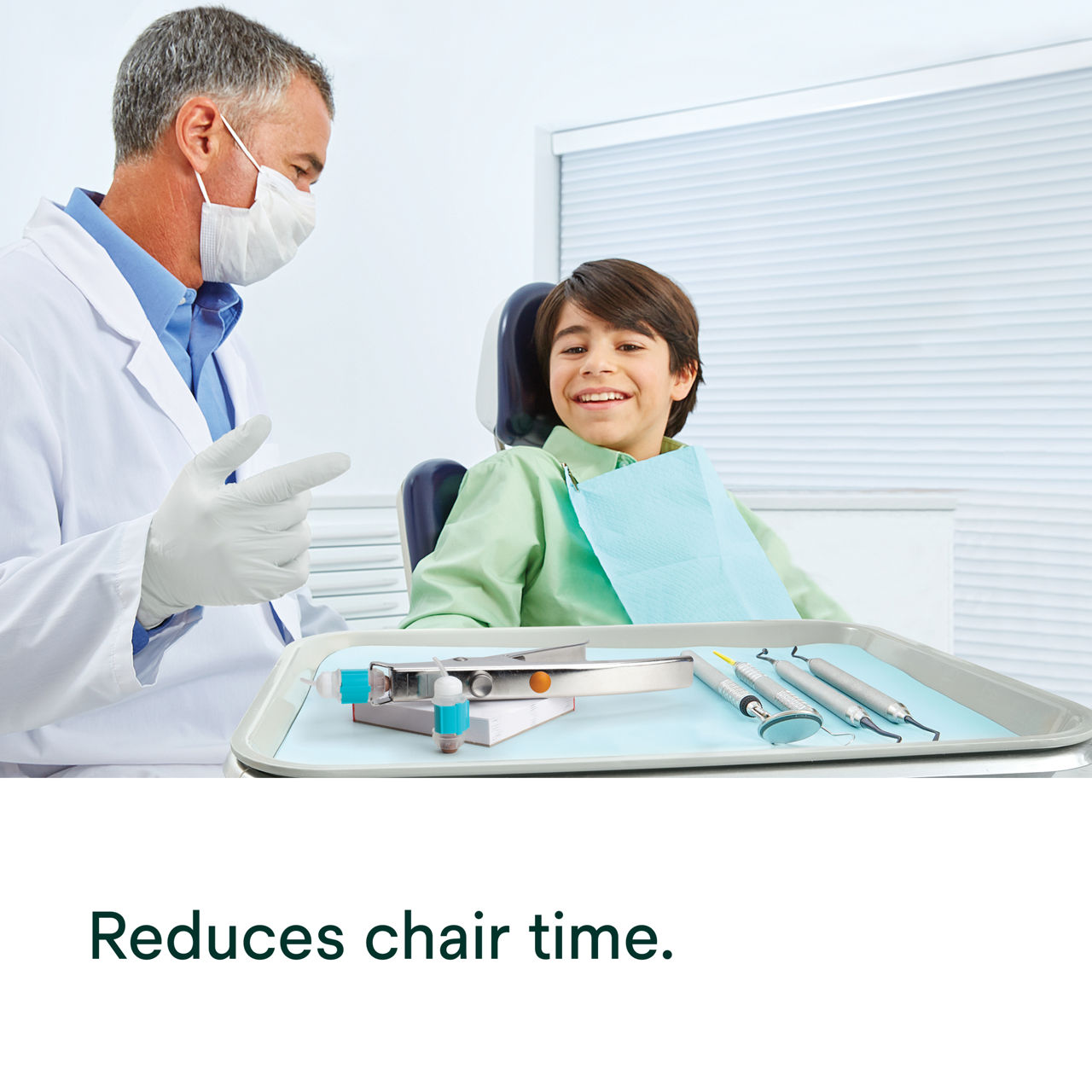 Ketac Universal Aplicap Glass Ionomer Restorative PDP Secondary Image 2