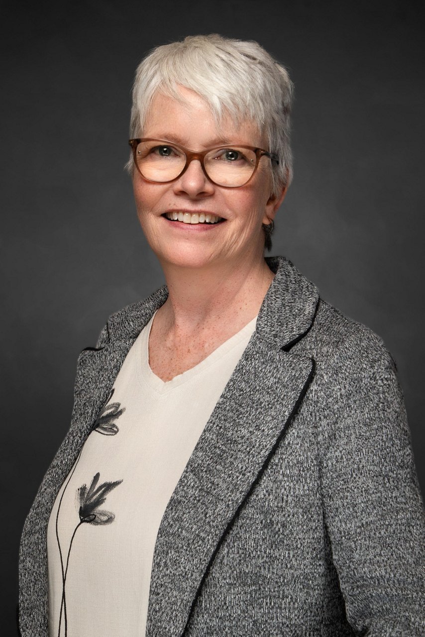 Portrait for Tracy Paeschke.